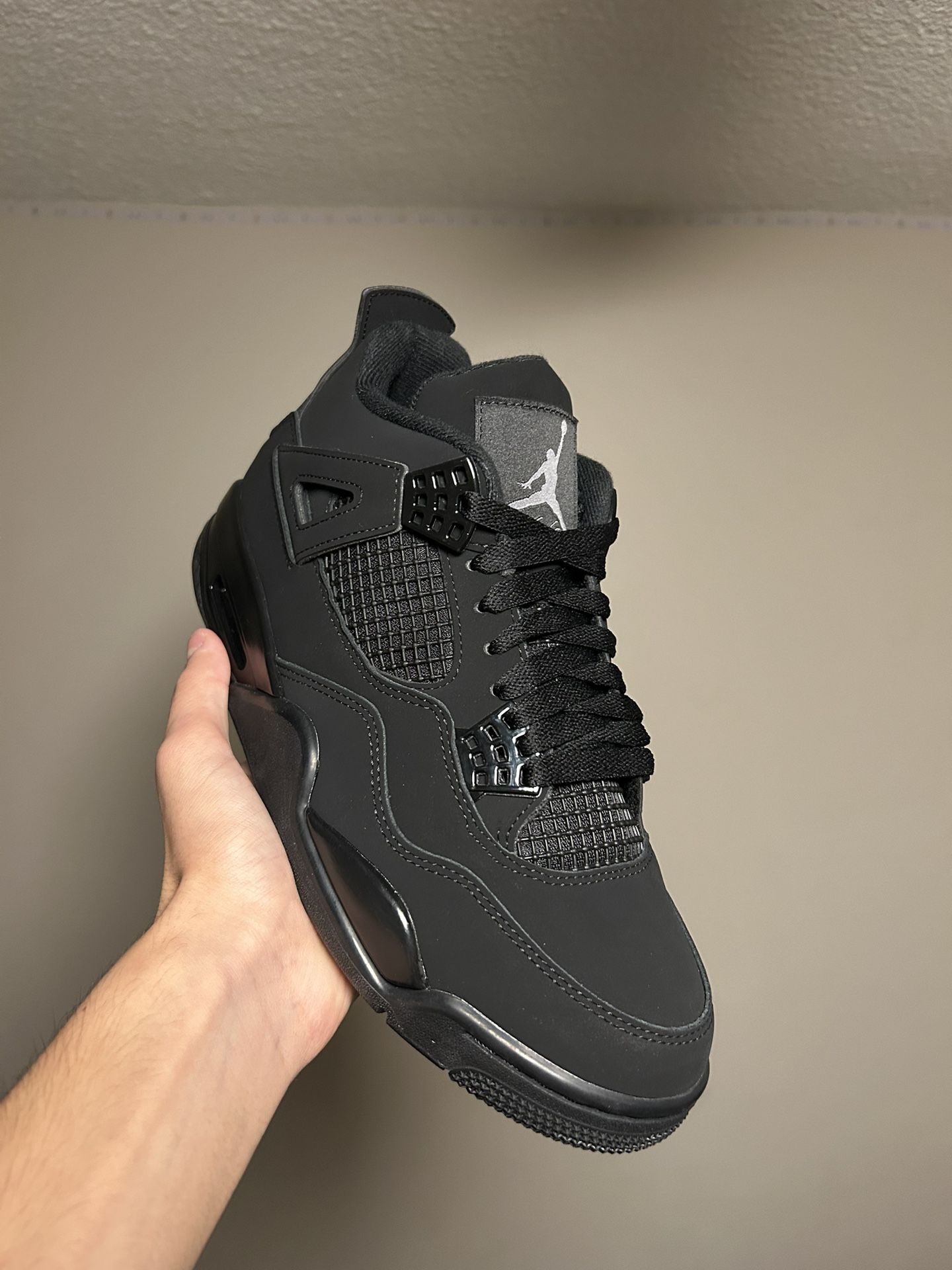 Jordan 4 Black Cat