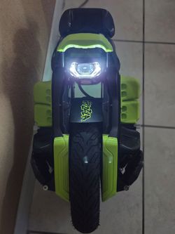 Nosfet aero electric unicycle 35mph
