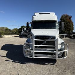 VOLVO VNL 780