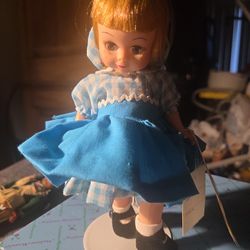 Madame Alexander Maggie Mix-Up Doll 1997 Vintage w/ Box Tags Stand Blue Dress