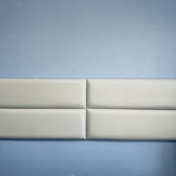 Vänt Upholstered Wall Panels – Oyster (Zigrino Vinyl) – King Size Layout