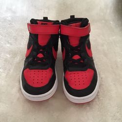 Kids 9.5 Nike High Top Good Condition 