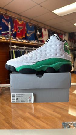 New Jordan 13 Lucky Green size 9