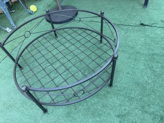 Free Dog Bed Stand