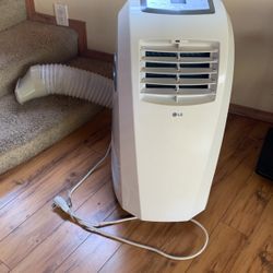 L G Portable Air Conditioning Works Excellent Like New