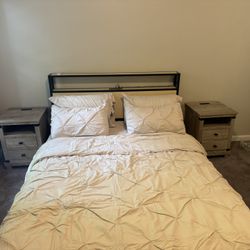 Queen Bedroom Set $350