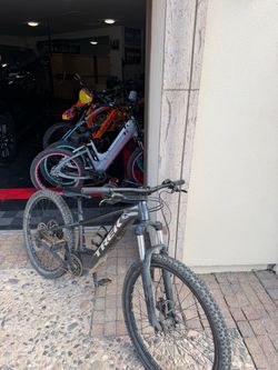Marlin trek +6 e-bike size small