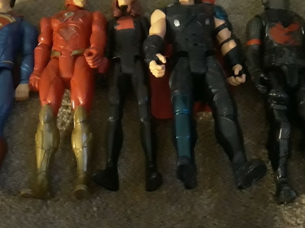 Five Action Figures From Estate Sale