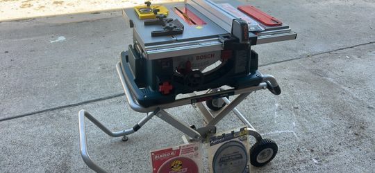 Bosch Portable Table Saw with Folding Stand