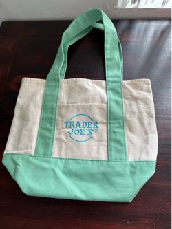 Trader Joe’s Mini Canvas Tote Pastel Green