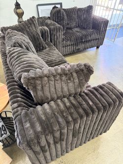NEW 2pc. Brown Sofa & Love Seat Set