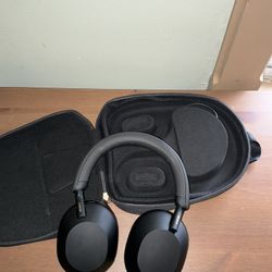 Sony WH-1000XM5 Wireless Headphones