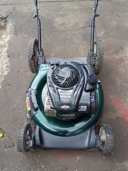 1Excellent Condition! Bolens 540E Mulching Gas Powered Lawnmower!