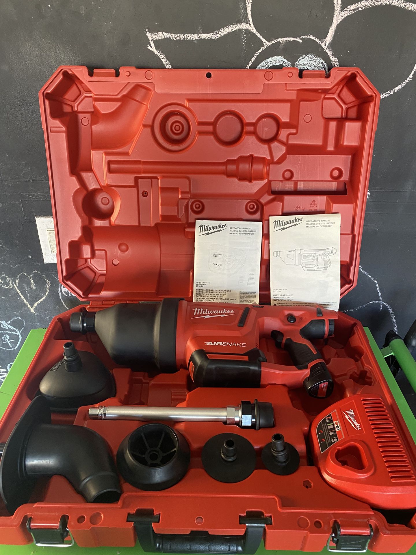 Milwaukee M12 12volt Lithium Ion Cordless Drain Snake 🐍 New