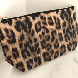 🆕 Pretty Leopard Cosmetic Makeup Bag for Purse🆕 🙂 👜 💄 ✈️