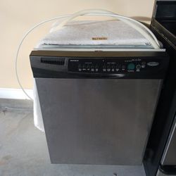 Whirlpool Dishwasher 