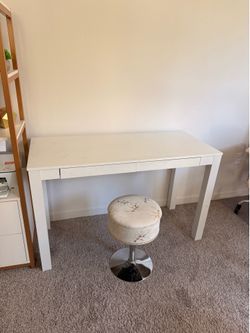 Ameriwood Large White 2-Drawer Computer Desk