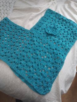 Manetes ponchos