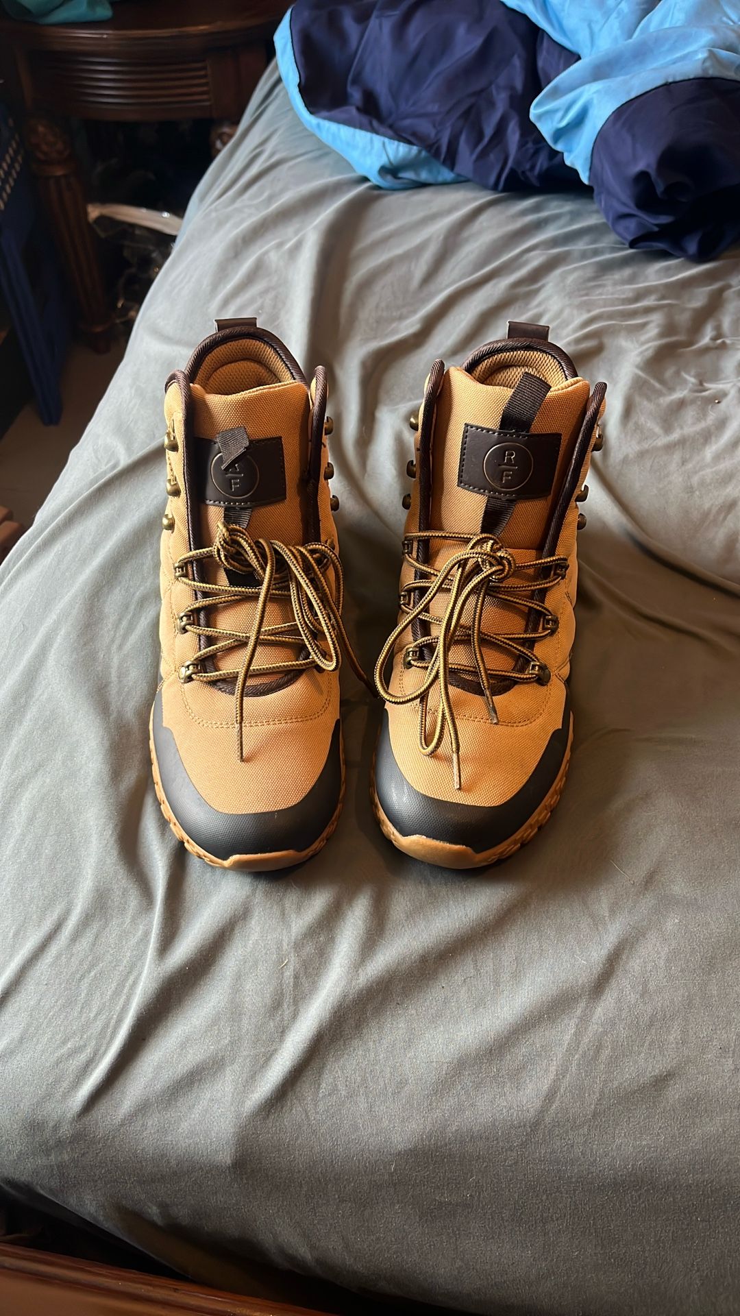 Hiking Boots 8.5 Men