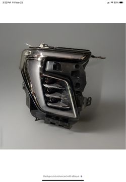2025 GMC Yukon XL 1500 LED RIGHT HEADLIGHT USED OEM COMPLETE CHROME