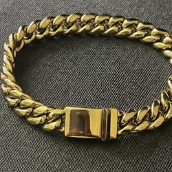 Mens Cuban gold bracelet 