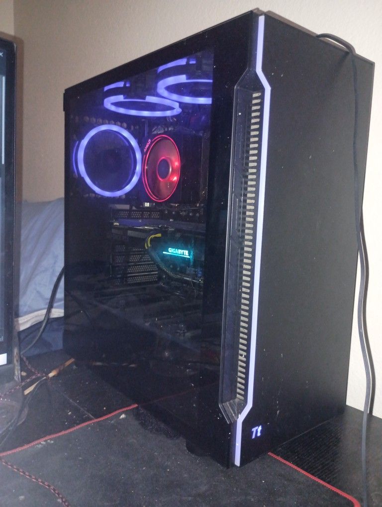 Skytech PC Barely 3 Years Old Used Not FIRM ON PRICE CAN LOWER OR TRADE POSSIBLY