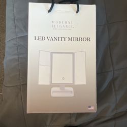 Brand New Vanity Mirror/makeup Mirror