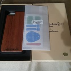 Apple IPhone SE Wood Case With Tempered Glass Screen Protector