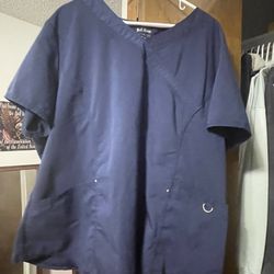 Scrubs Nursing Medical 2X lightly used. 