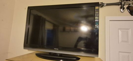 Toshiba 40" 1080p Full HD TV E200 Series