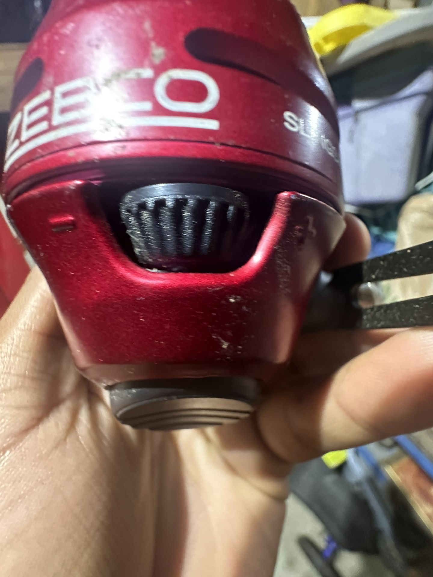 ZEBCO FISHING REEL