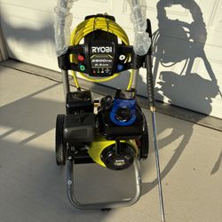 RYOBI 2900 PSI 2.5 GPM Cold Water Gas Pressure Washer with 212cc Engine