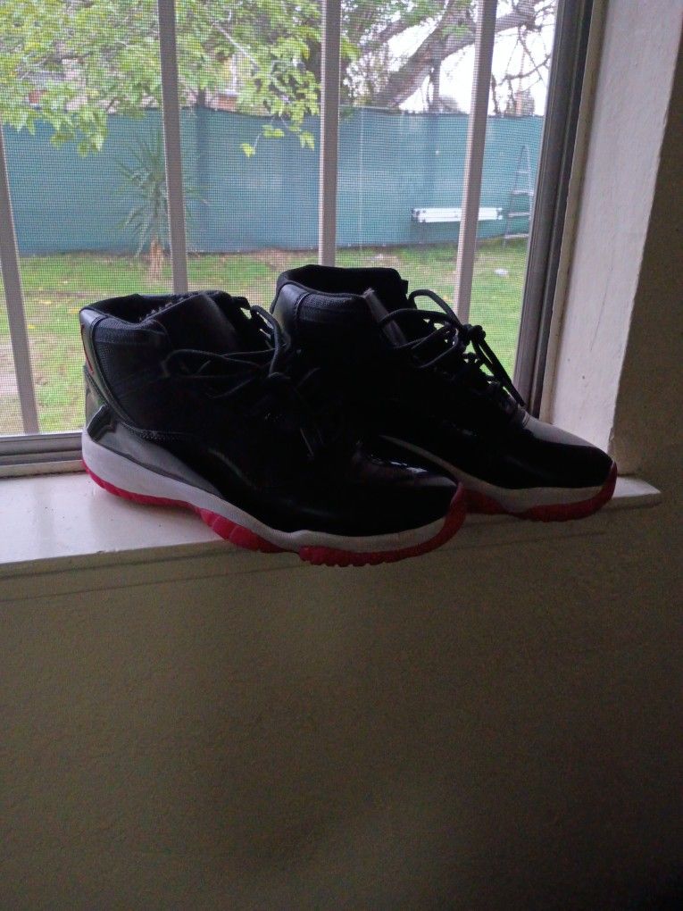 Jordan 11 Bred