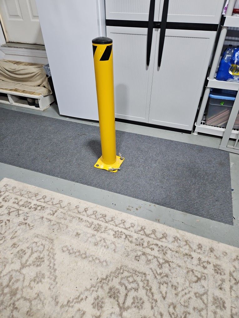 Metal Bollard Post 3ft