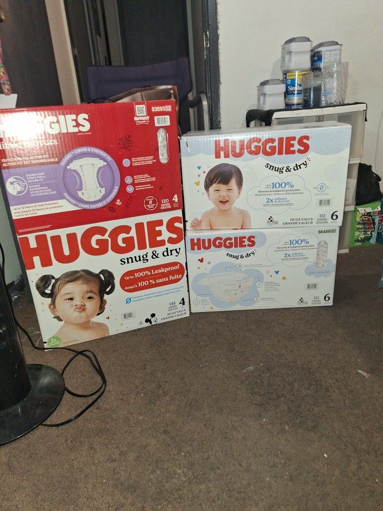 HUGGIES