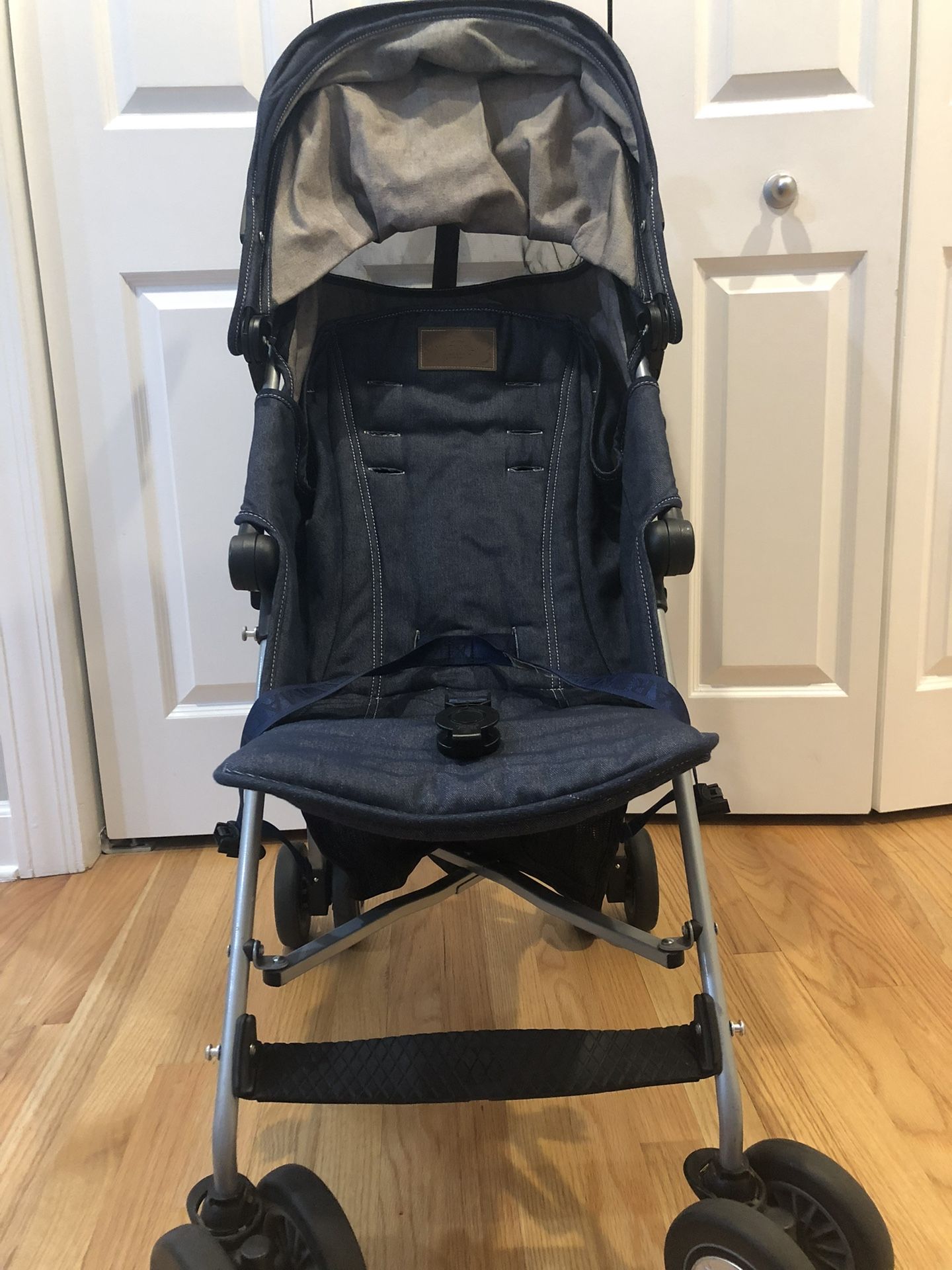 MACLAREN QUEST STOLLER + RAIN COVER for Sale in Chicago, IL OfferUp