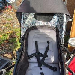 Stroller 