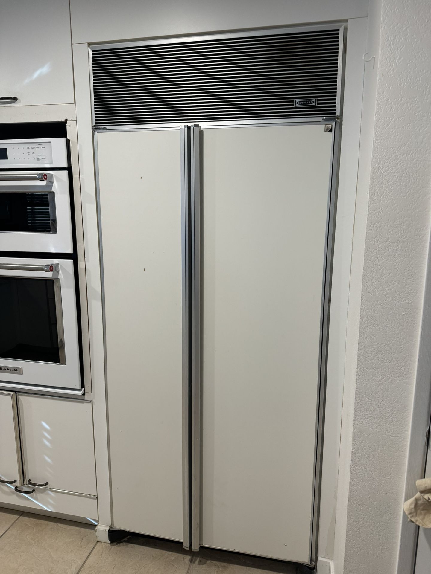 Subzero 561 Fridge