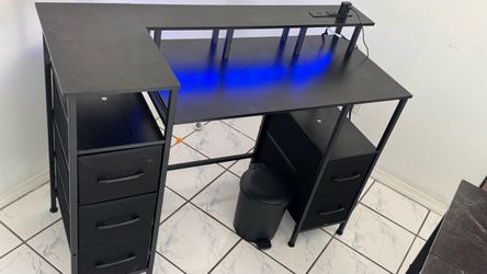 NEW!! Black computer desk