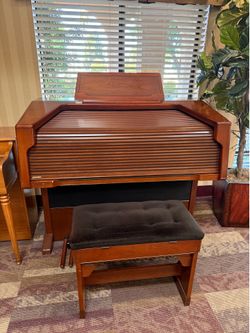 LowRey Organ