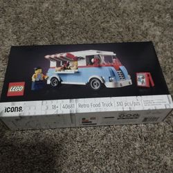Lego Retro Food Truck Set