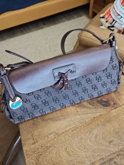 Dooney & Bourke