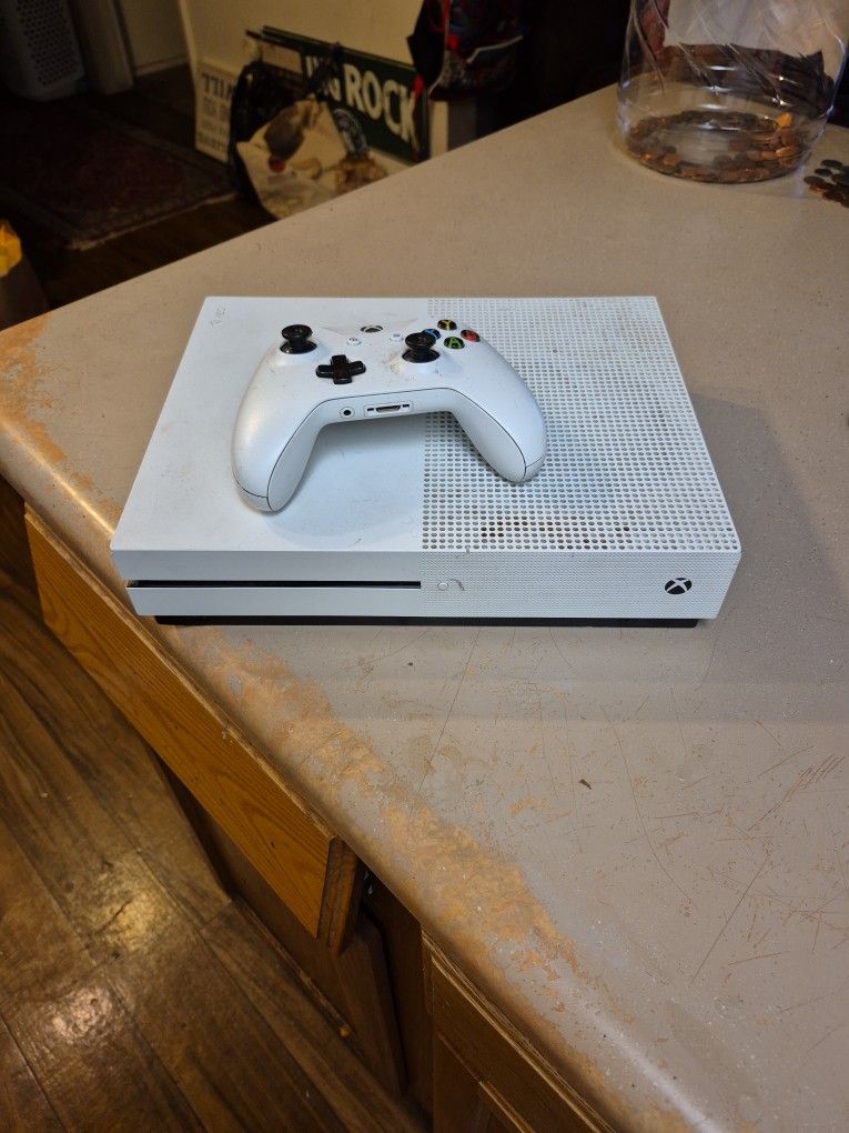 Xbox One S