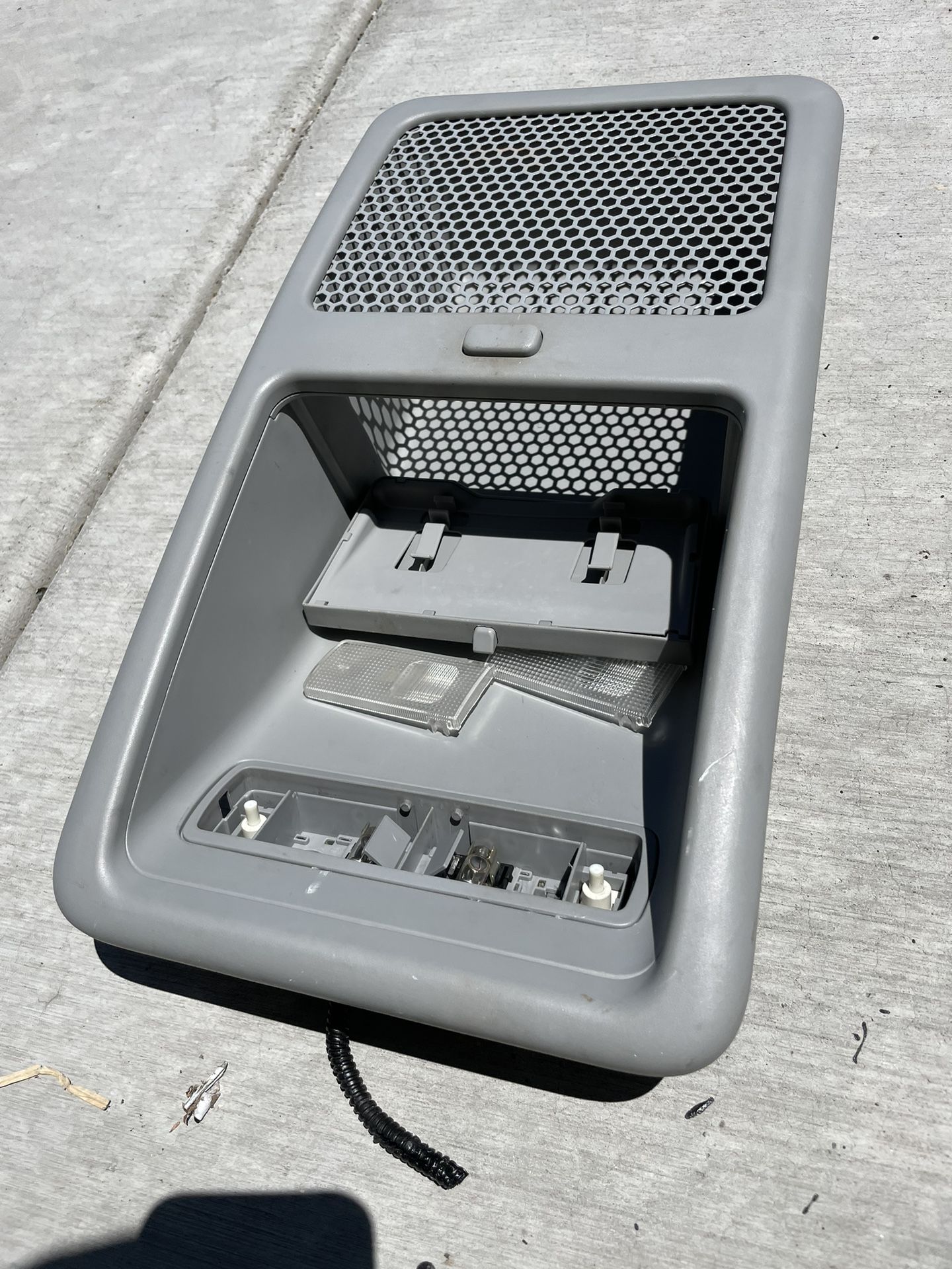 Honda Element Khaki Rear Hatch And Over Head Console