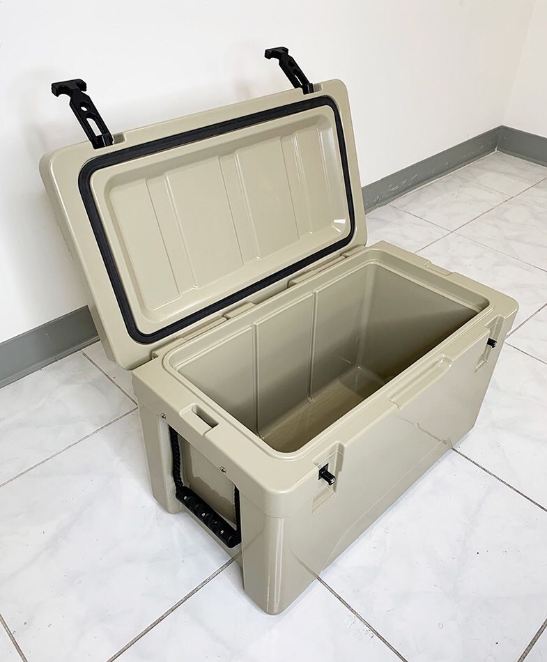 Brand New $70 Heavy-Duty 40qt Ice Box Cooler w/ Cup Holder & Carry Handle 24”x13”x15”