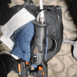 Warrior 18V Cordless Reciprocating Saw.