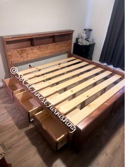 New king bed with drawers