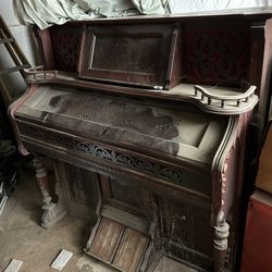 Antique Pump Organ