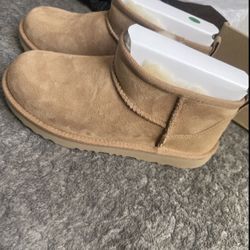 UGGS KIDS CLASSIC ULTRA MINI