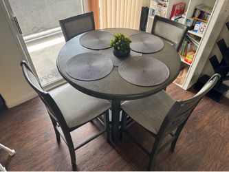 Dining Table Set